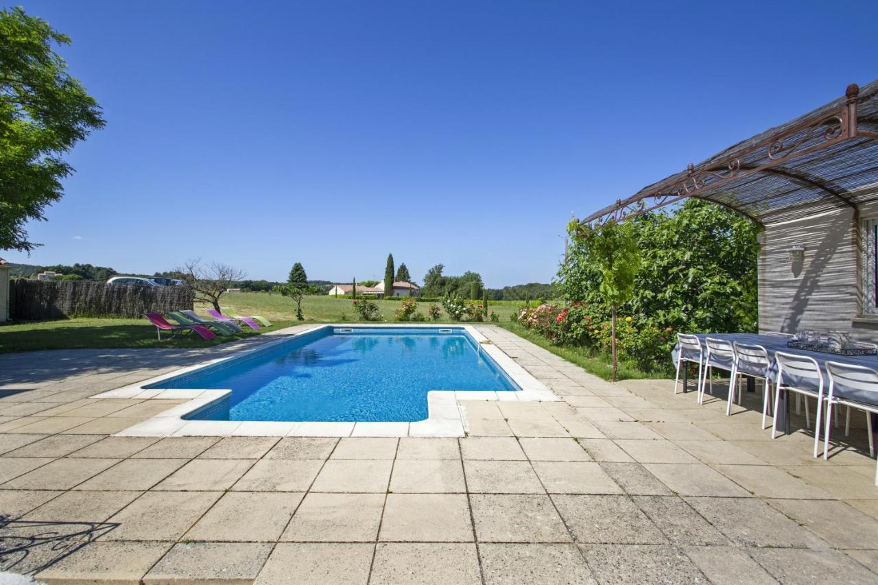 Villa Charmante A La Tour-D'Aigues Avec Piscine Privee La Tour-dʼAigues Exterior foto